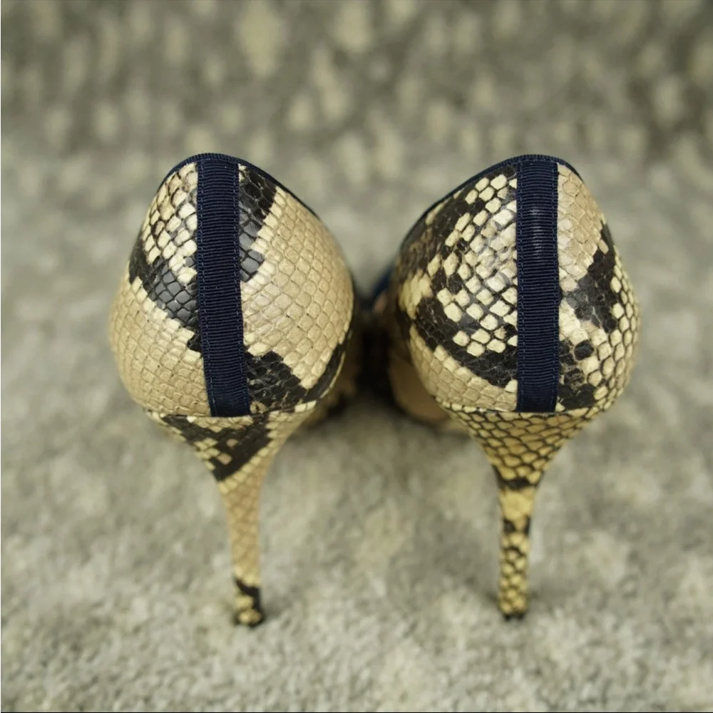 J. Crew step out
